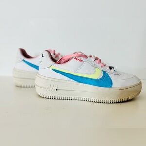 Women’s Nike Air Force AF1 Platform size 8.5
